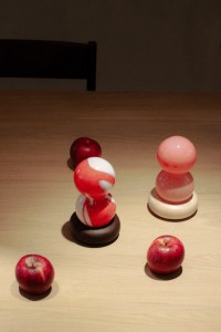 lampa-halka-rozeniec-czerwona-biala-lampka-nocna-wiszaca